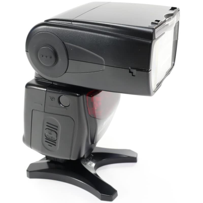 スピードライト SB-700