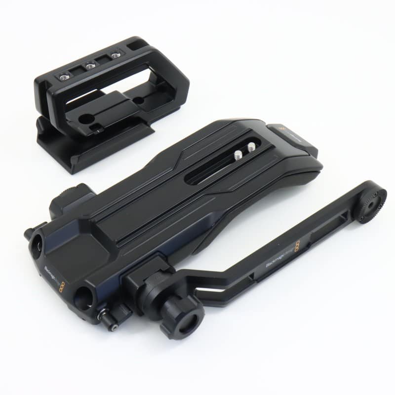 CINEURSASHMKM [Blackmagic URSA Mini Shoulder Kit]