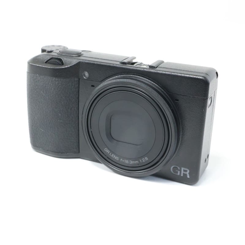 RICOH GR III