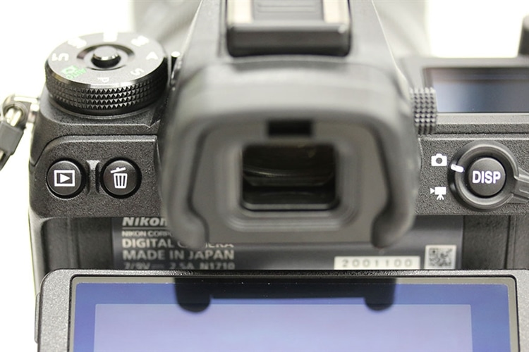 Nikon Z7 再生ボタン写真