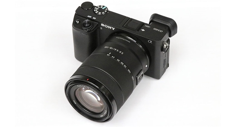 SONY E 18-135mm F3.5-5.6 OSS　製品写真