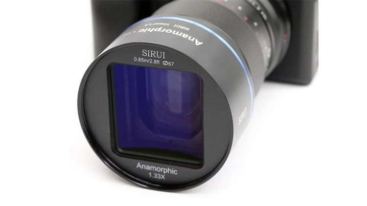 SIRUI(シルイ) 50mm f1.8 1.33X アナモルフィックレンズ　製品写真