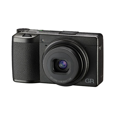 旅行におススメのコンパクトデジタルカメラ　RICOH GR III/IIIx
