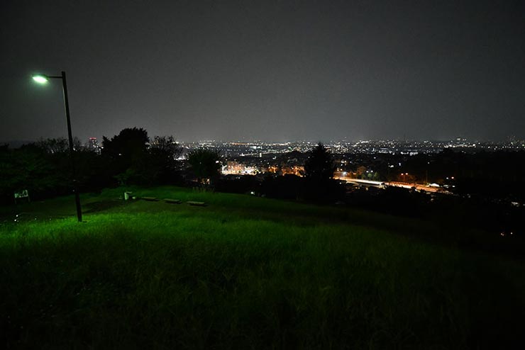 Nikon αD850 + TAMRON 17-35mm F/2.8-4 Di OSD (Model A037)で撮影した夜景の画像