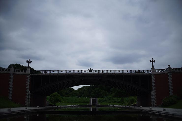 SONY α6400と7Artisans (七工匠) 25mm F1.8を組み合わせて撮影した橋の画像