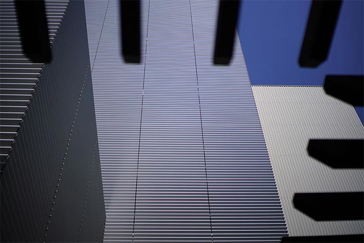 SONY α7RIIIとSAMYANG AF 45mm F1.8 FEを組み合わせて撮影した建物の画像