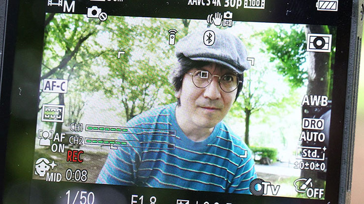 ディスプレイに映ったフォーカス機能の画像
