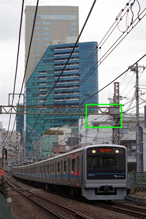HD PENTAX-DA 55-300mmF4.5-6.3ED PLM WR REで撮影した小田急9000形の画像