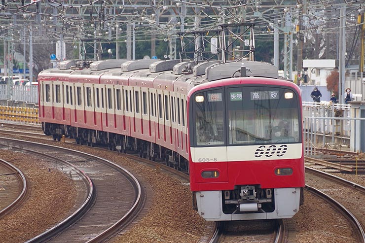 HD PENTAX -DA 55-300mmF4.5-6.3ED PLM WR RE 実写レビュー HD PENTAX -DA 55-300mmF4.5-6.3ED PLM WR RE 実写レビュー