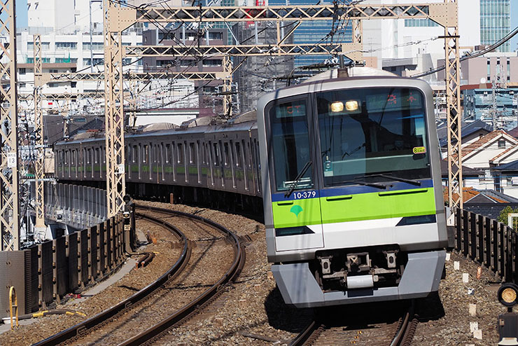 ウ*ロ様 OLYMPUS M.ZUIKO ED40-150mmF4.0-5.6R オリンパス M.ZUIKO DIGITAL ED 40-150mm F4.0-5.6 R [シルバー