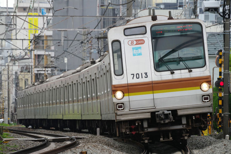 PENTAX K-3 Mark IIIで撮影した東京メトロの電車の画像