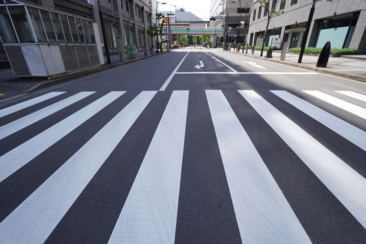 TAMRON11-20mm F/2.8 Di III-A RXD 作例：横断歩道