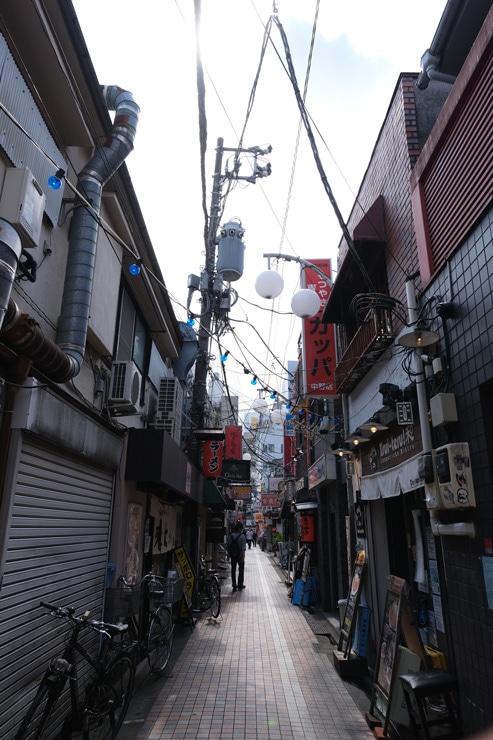 FUJIFILM XF16mm/F2.8 R WR 作例：路地