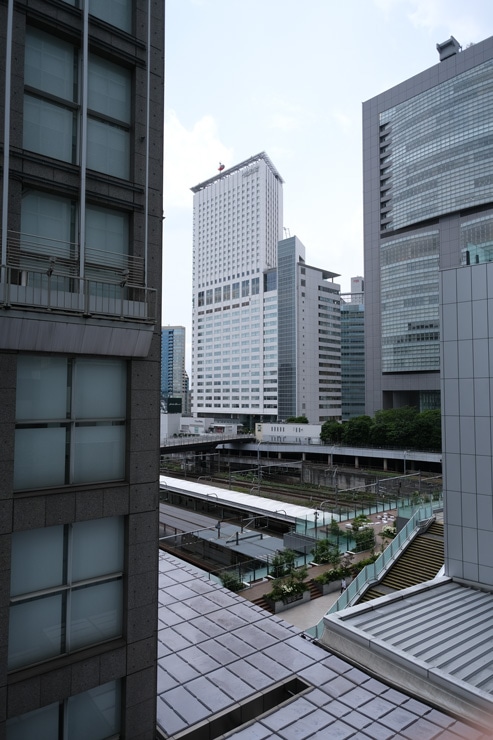 FUJIFILM XF16mm/F2.8 R WR 作例：ビル