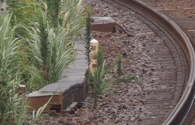 OLYMPUS M.ZUIKO DIGITAL ED 40-150mm F2.8 PRO 画質：都営の電車(拡大した画像)