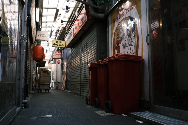 FUJIFILM XF23mm F2 R WR 作例：アーケード街