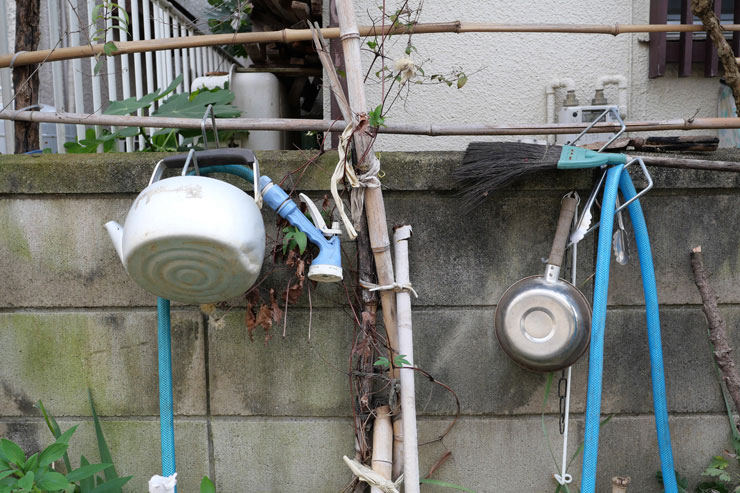 Panasonic LEICA DG SUMMILUX 15mm / F1.7 ASPH. 作例:塀