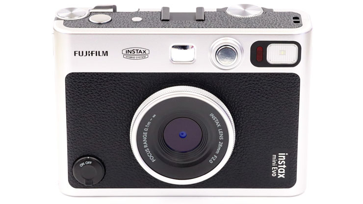 instax mini EVO 本体：正面から見た画像
