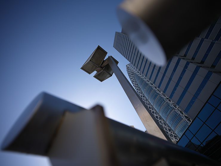 Hasselblad X2D 100・XCD 4/2で撮影した新宿のビルの画像