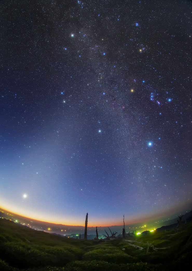 Canon EOS 6D天体改造・EF8-15mm F4 L Fisheyeで撮影した幻想的な星空の画像