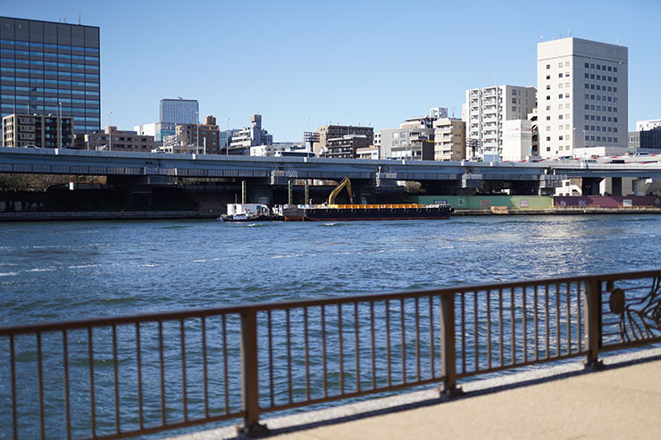 50mmF1.4 DG HSM | Art+MC-11 絞りF1.4で撮影した川の画像