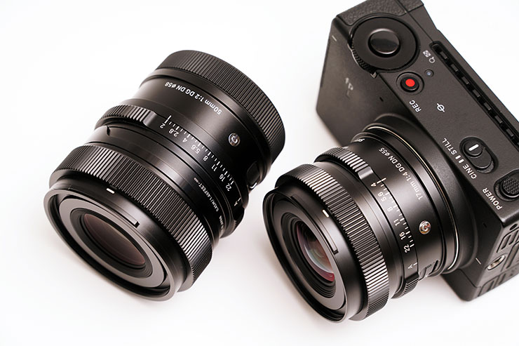 SIGMA 50mm F2 DG DN｜ContemporaryとSIGMA fp Lに装着したSIGMA 17mm F4 DG DN | Contemporaryの画像