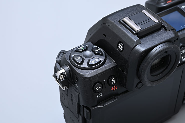 最新最先端の超高感度COMSセンサー搭載❣ハイスペックモデル♪❤ビデオカメラ Nikon Z 8 レビュー × 上田晃司 | ニコンのフラッグシップのDNAを