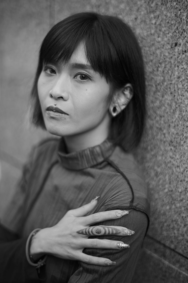 ライカM11モノクローム・ズミルックス M f1.4/50mm ASPH.で撮影した香港人写真家の女性の画像