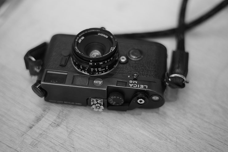 ライカM11モノクローム・ズミルックス M f1.4/50mm ASPH.で撮影したライカM６の画像