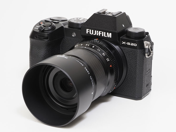 フジノンレンズ XF30mmF2.8 R LM WR MACROを装着したX-S20の商品画像