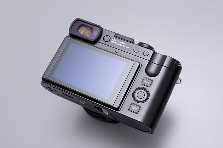 Leica Q3背面画像