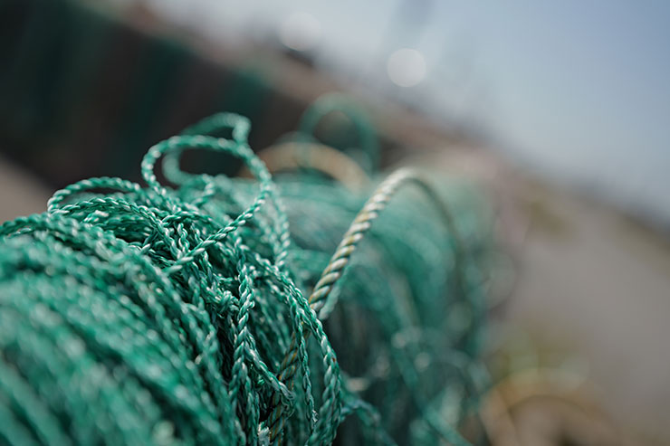 Leica Q3で撮影した漁港にある網の画像