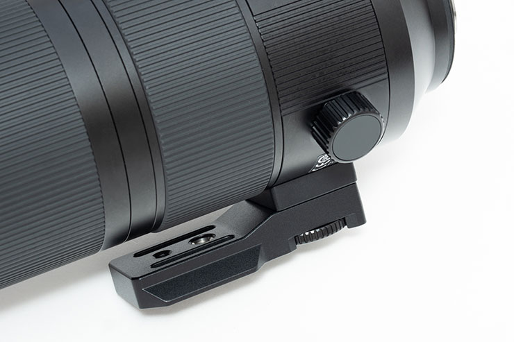Leica バリオ・エルマーSL f5-6.3/100-400mmの三脚座画像