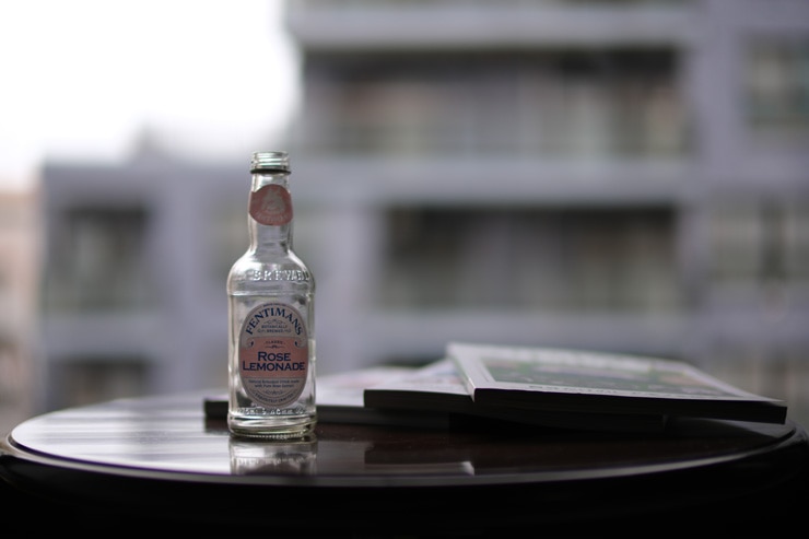 APS-C 35mm F0.9のボケ作例