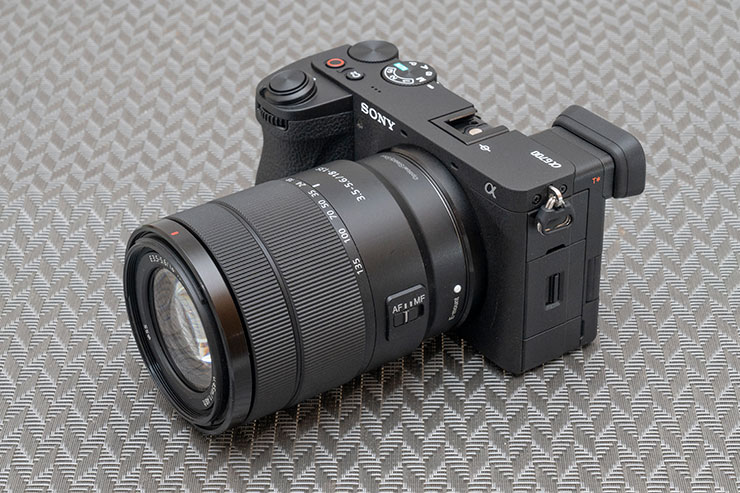 SONY SEL18135 E 18-135mm F3.5-5.6 OSS