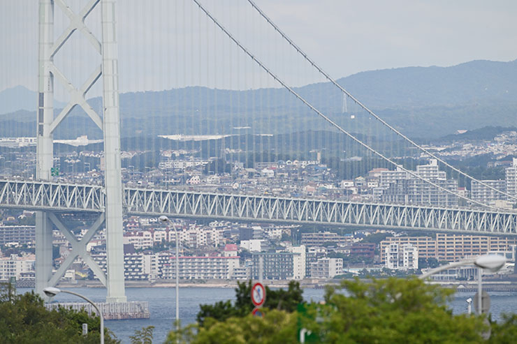 Nikon NIKKOR Z 180-600mm f/5.6-6.3 VR広角側作例（明石海峡大橋）