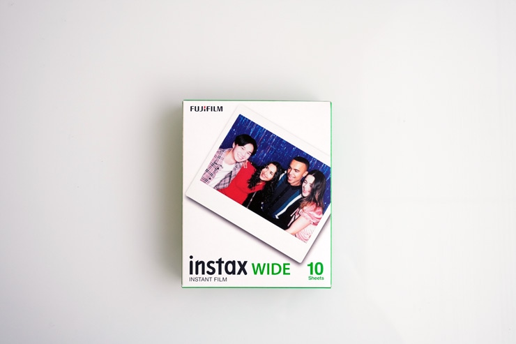 instax WIDEのフイルムの画像