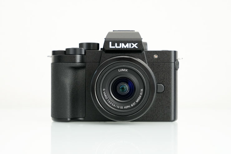 Panasonic DC-G100D本体正面