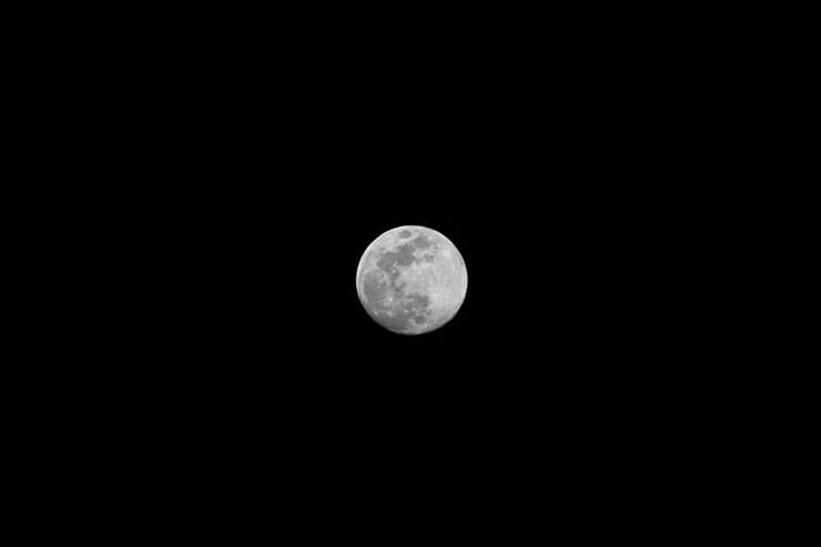 Nikon Z TELECONVERTER TC-1.4× 作例:月