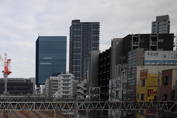 Canon RF28mm F2.8 STM解像感[フルサイズ周辺部]作例