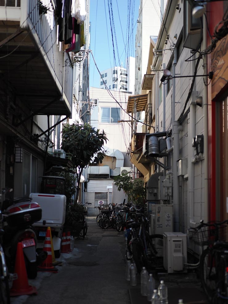 OM SYSTEM OM-1 Mark II 作例：路地