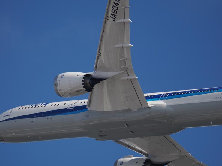 OM SYSTEM OM-1 Mark II 作例：飛行機と空