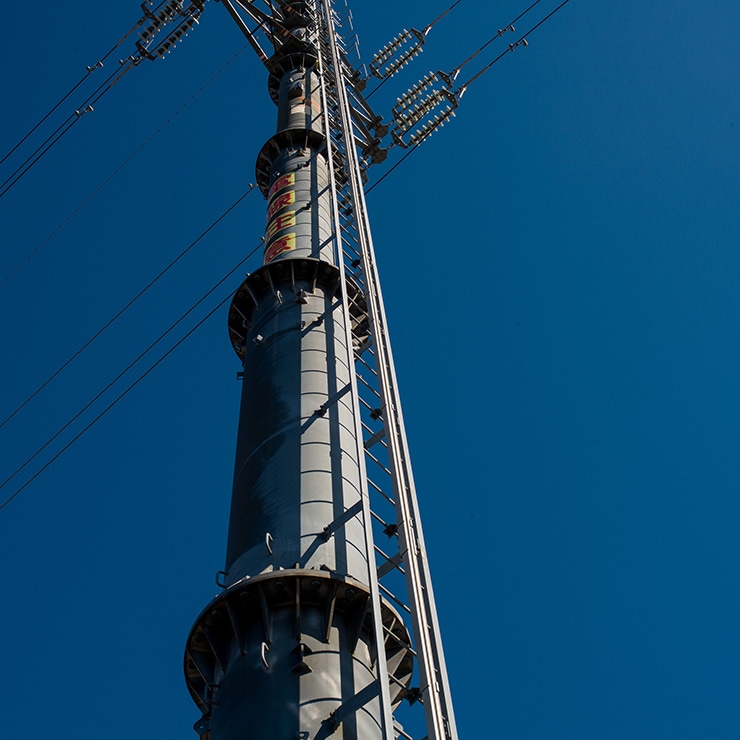 ハッセルブラッド553ELX、ディスタゴンT* CF50mm F4 FLE、CFV 100C 作例：鉄塔