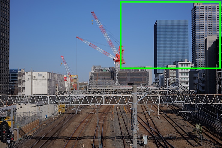 LUMIX S 28-200mm F4-7.1 MACRO O.I.S.作例 周辺部解像 28mm