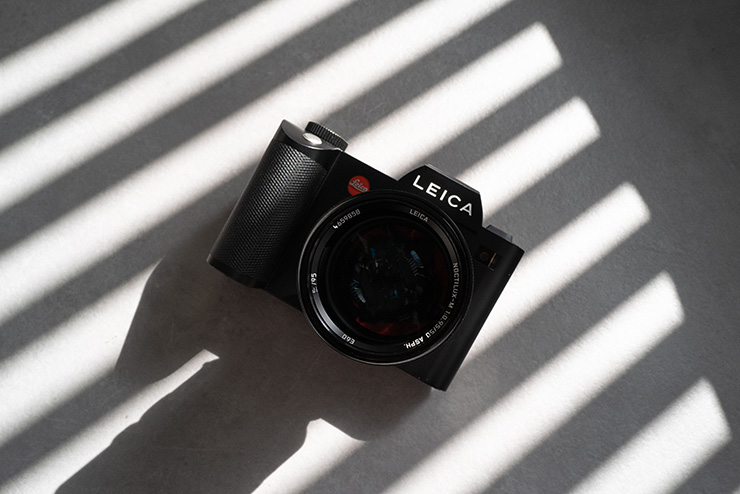 Leica SL 本体：正面から見た画像