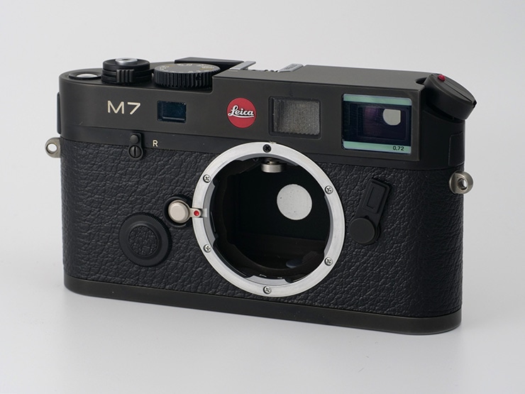Leica M7 本体：正面から見た画像