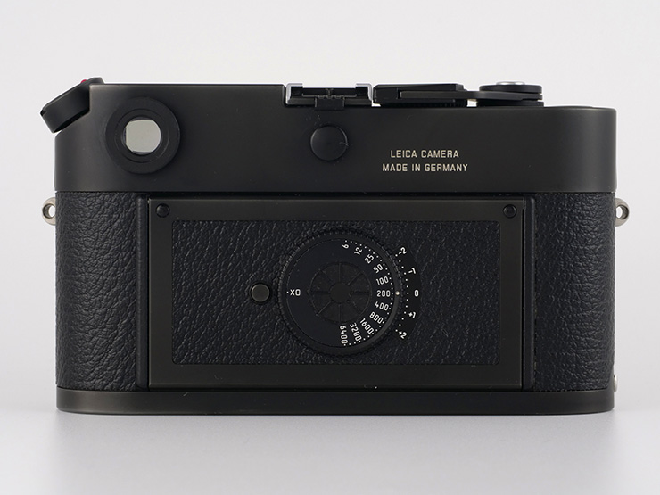 Leica M7 本体：背面から見た画像