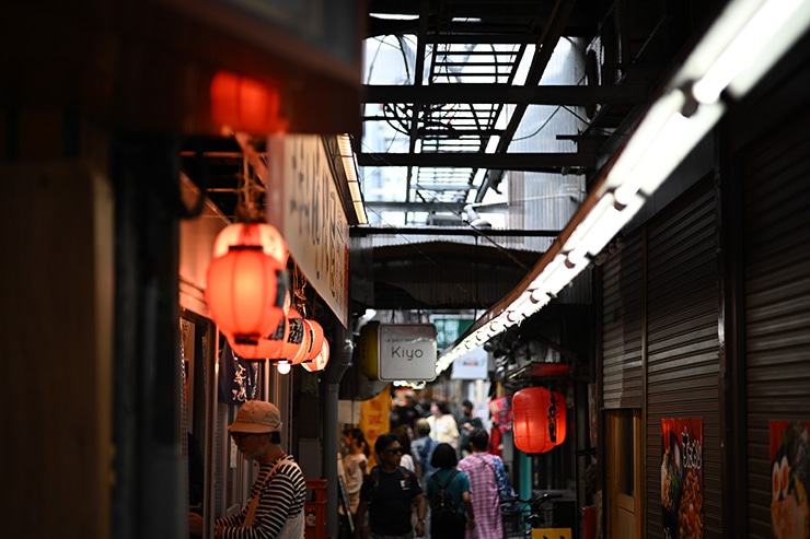 NOKTON 75mm F1.5 Aspherical Z-mount 作例：商店街