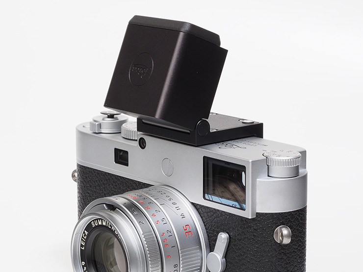 Leica M11-P 本体：ビゾフレックス2を装着