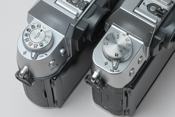 X-T50 本体：X-T30と比較 ダイヤル部分